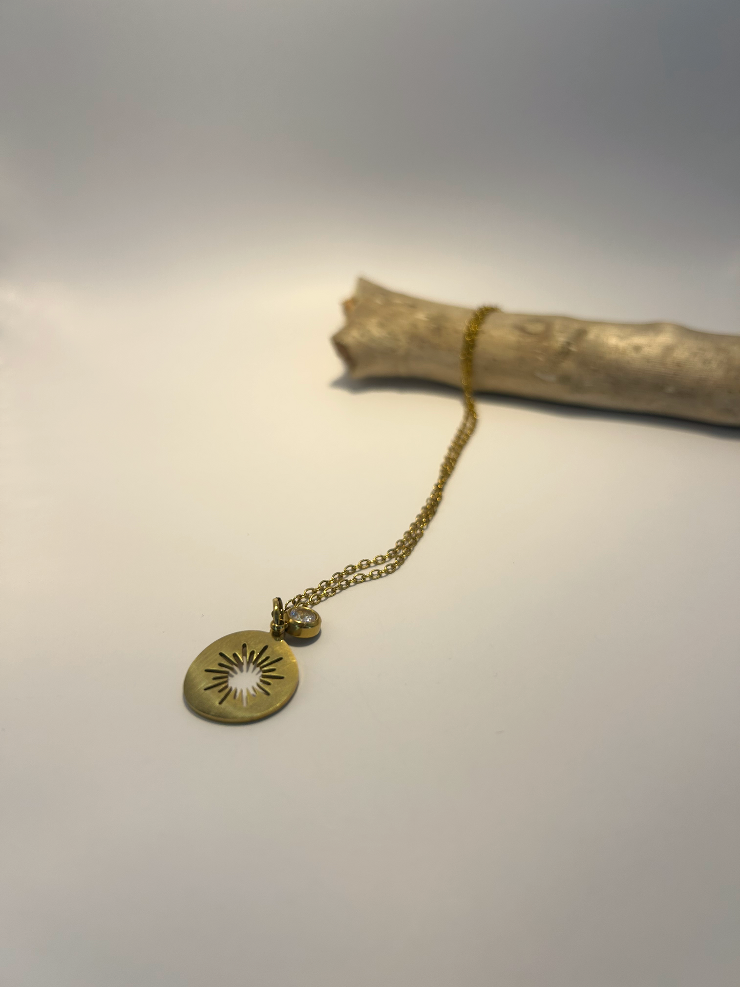 Collier Sun