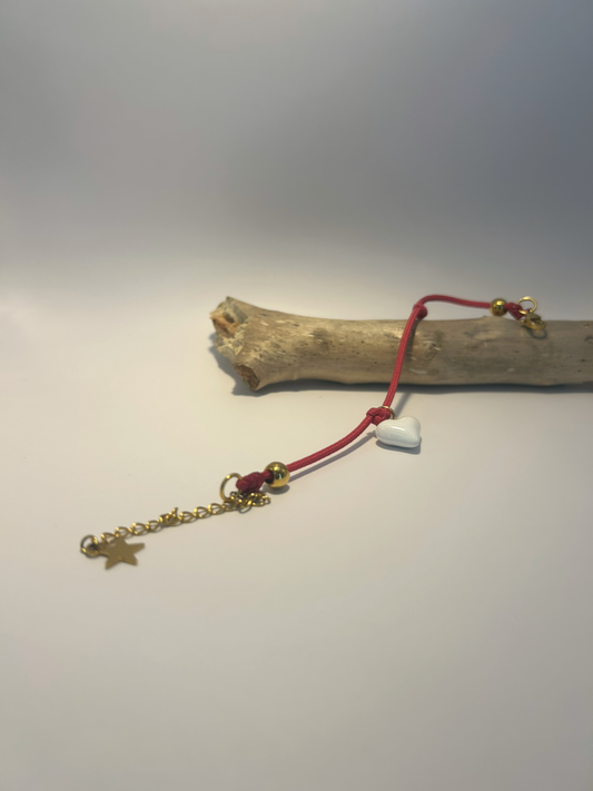 Bracelet cordon breloque coeur blanc